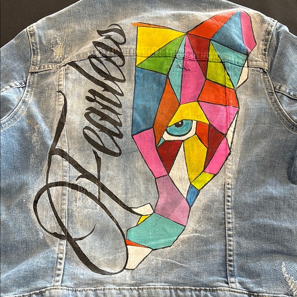 Fearless Hand painted Denim Jacket Size Medium - Picture 2 of 7